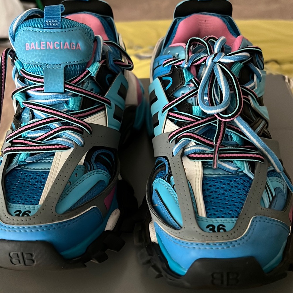 Balenciaga baby pink and blue sneakers Women size 36 which is a size 6
